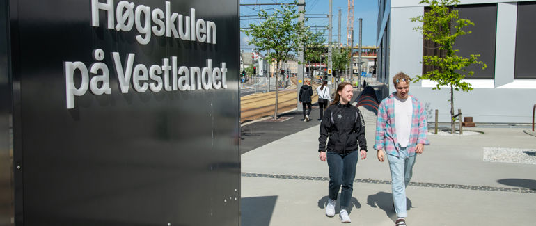 Studenter ved campus Bergen.